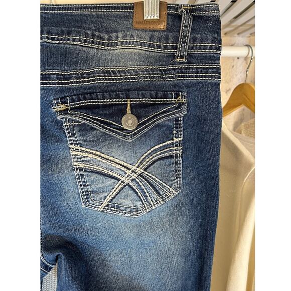 Wallflower Juniors Size 13 Luscious Curvy Fit 5 Pocket Bootcut Jeans #0230 - Picture 5 of 10